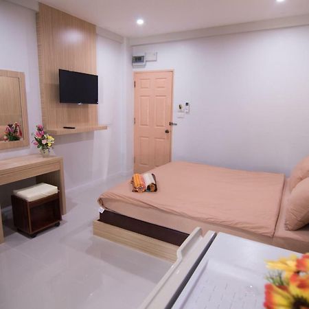 Tn Thanyawit Nakhon Ratchasima Exterior photo