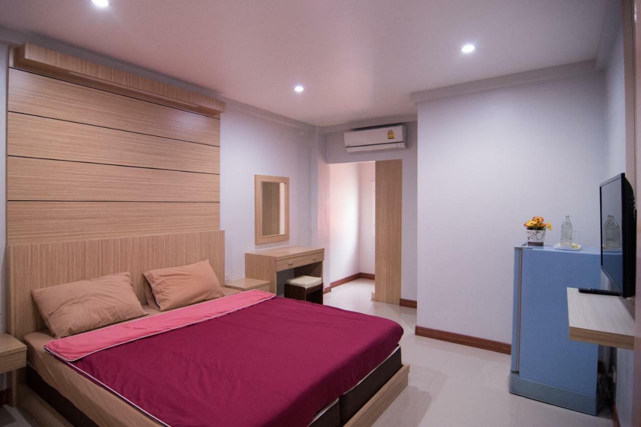 Tn Thanyawit Nakhon Ratchasima Exterior photo